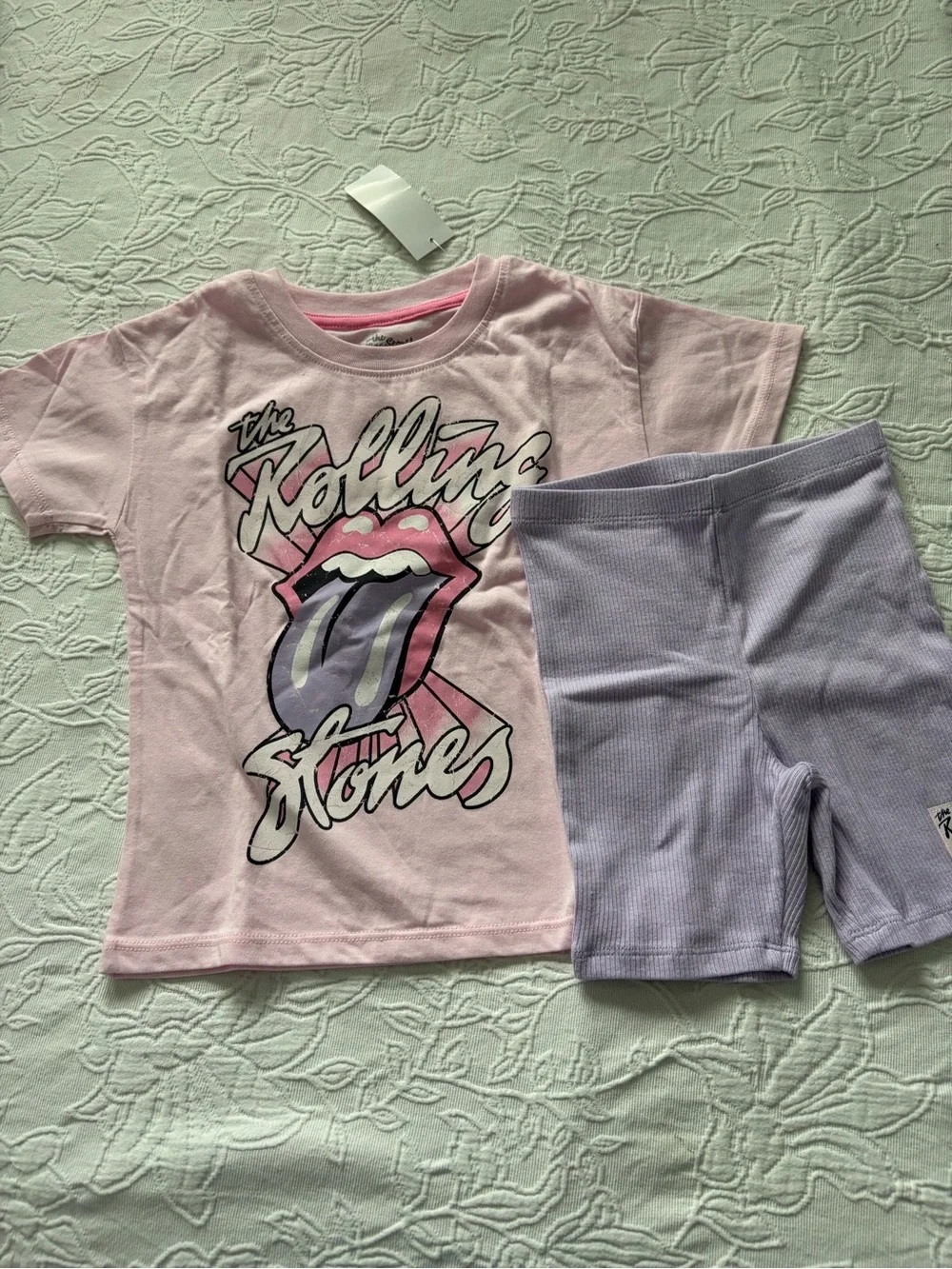 the Rolling Stones Kids 4T Pink Graphic Tee and Lavender Bike Shorts Set new